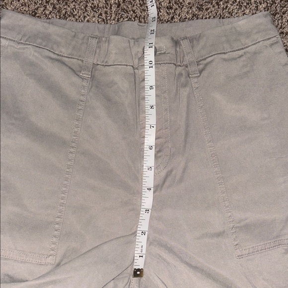 VUORI Anza Twill Pant in Talc - Picture 8 of 11